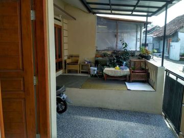 JUAL RUMAH DI HAJI GOFUR CIMAHI BANDUNG BARAT