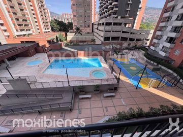 apartamento en arriendo en los colores. Cod A72698