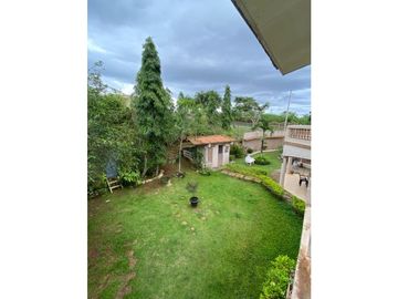 Se Vende amplia casa con piscina en LA CHORRERA , rea Oeste