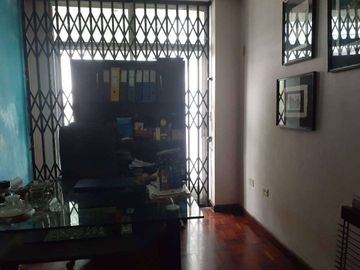 Venta casa de 3 dormitorios en Urdesa Norte