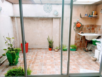 Departamento (PH) en Venta en Caballito 2 ambientes 57 m2 c terraza propia – Neuquén 1100