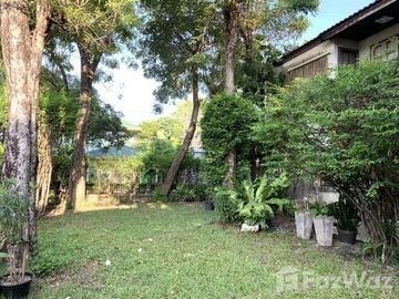 4 Bedroom House for sale at Sammakon Village