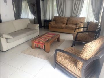 Chalet 5 ambientes con parque. Zona Bosque de Peralta Ramos