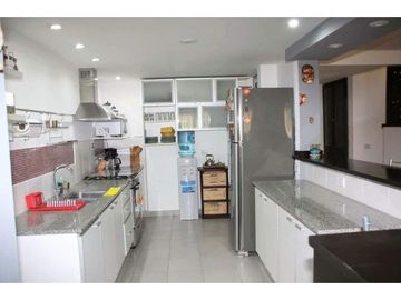 Chalet 5 ambientes con parque. Zona Bosque de Peralta Ramos