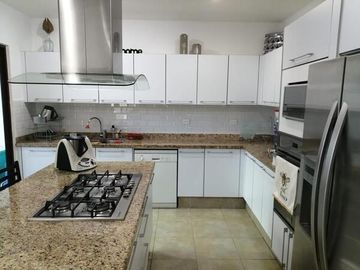 VENTA CASA EN CLÚSTER CON RECÁMARA EN PB LOMAS DE ANGELÓPOLIS PUEBLA CAS 3704 PUE/PC