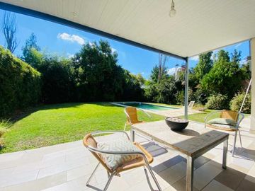 Casa en venta en Parque Leloir
