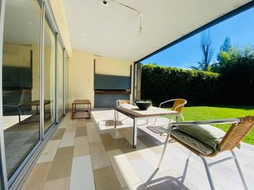 Casa en venta en Parque Leloir