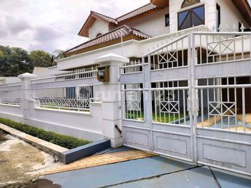 Rumah Siap Huni Area Tenang dan Aman Dekat Akses.lrtdn Fasum