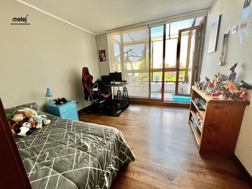 Venta casa Pinares de Montemar, Concón.  Moderna, finas terminaciones