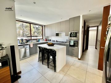 Venta casa Pinares de Montemar, Concón.  Moderna, finas terminaciones