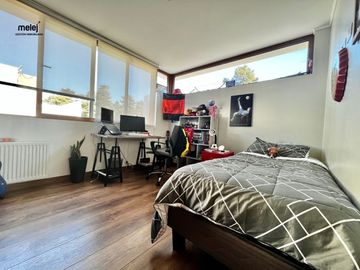Venta casa Pinares de Montemar, Concón.  Moderna, finas terminaciones