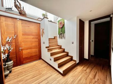 Venta casa Pinares de Montemar, Concón.  Moderna, finas terminaciones