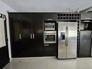 Casa en venta 4 amb en Parque Leloir
