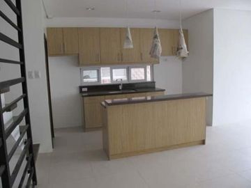 Kamias QC House and Lot For