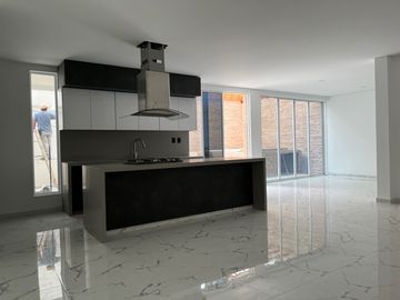 casa en venta en las mercedes. Cod V16243
