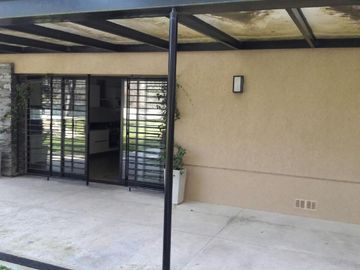 CASA QUINTA moderna pract. a estrenar 4780 m2 arbol. añosa 8 amb. novoa propiedades