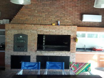 CASA QUINTA moderna pract. a estrenar 4780 m2 arbol. añosa 8 amb. novoa propiedades