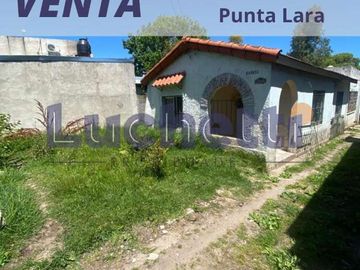 Casa con Departamento en venta en Punta Lara