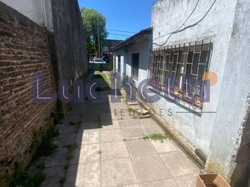 Casa con Departamento en venta en Punta Lara