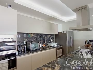 Departamento en  venta Península Acapulco Diamante