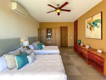 Apartamento a 6 minutos de la playa, alberca de adultos y familiar, residencial