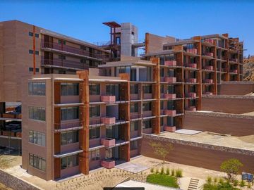 Apartamento a 6 minutos de la playa, alberca de adultos y familiar, residencial