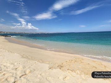 Apartamento a 6 minutos de la playa, alberca de adultos y familiar, residencial
