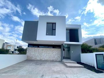 VENTA DE CASA EN ACANTHA, ZIBATA