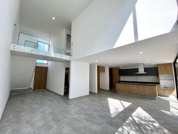VENTA DE CASA EN ACANTHA, ZIBATA