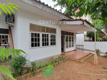 Dijual Rumah Lama Tapi Terawat Di Bintaro Sektor 1 7541