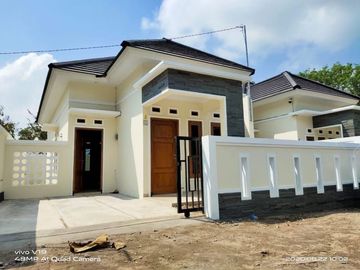 Rumah Baru Siap Huni di Jalan Kaliurang km 13 Dekat UII