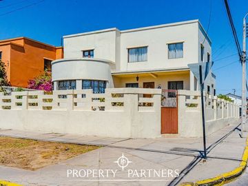Amplia Propiedad en estratégico sector Comercial de Coquimbo