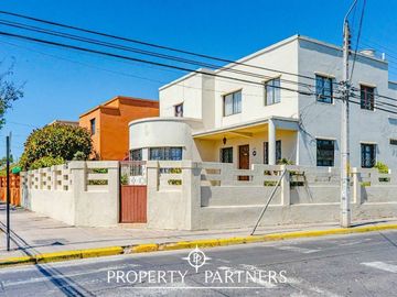 Amplia Propiedad en estratégico sector Comercial de Coquimbo