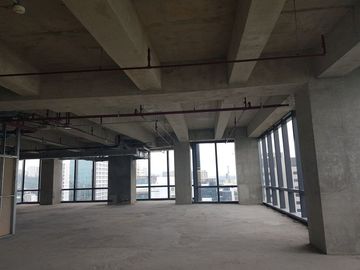 Whole Floor Bare Office Space @ Cebu Business Park for Lease