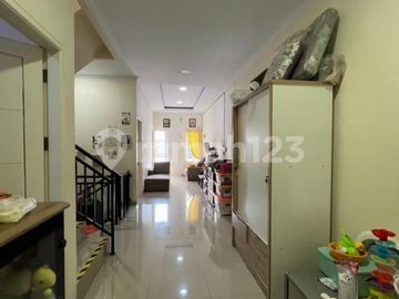 Rumah 3 Lantai Bagus dan Rapi Sumur Bor Cengkareng Jakarta Barat