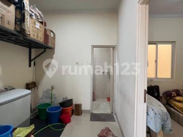 Rumah 3 Lantai Bagus dan Rapi Sumur Bor Cengkareng Jakarta Barat