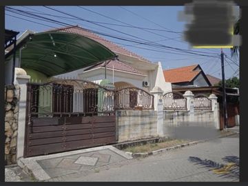 Rumah siap huni di darmo permai selatan surabaya barat