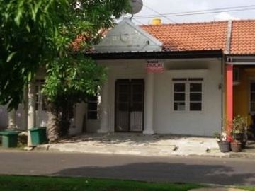 Rumah dalam Komplek di Teluk Jambe Karawang | SANDYSUDIANA