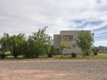 Venta Casa Vista al Lago - Mari Menuco
