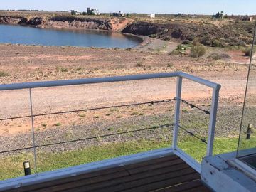 Venta Casa Vista al Lago - Mari Menuco