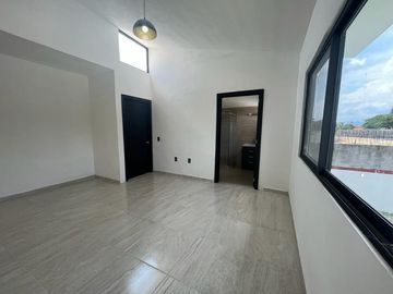 CASA NUEVA CON ALBERCA, A 10 MIN DE TLAYACAPAN Y OAXTEPEC, MORELOS