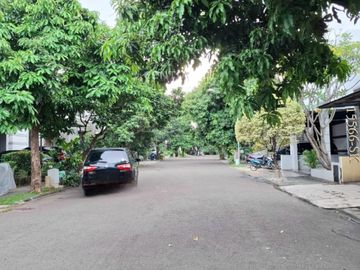 Dijual Atau Disewakan Rumah Hook Siap Huni  Dalam Cluster