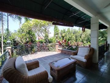 Modern Town House di Pejaten dg Taman & Unit Bagus Kondisi Semi Furnished HSE-A0586