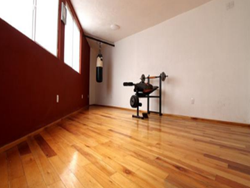 Estrena Amplia y Hermosa Casa de 550m2 en Loma del Padre