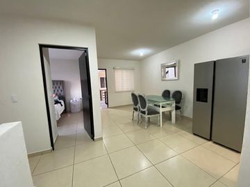 En Venta Departamento en Candiles, Alberca, 2 Recamaras, Equipado, Oportunidad !