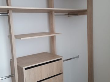 Venta De Departamento De Estreno En Urb Los Sauces - 5To Piso