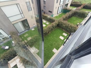 Venta De Departamento De Estreno En Urb Los Sauces - 5To Piso