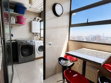 VENTA POR VIAJE DUPLEX EN LAS CONDES