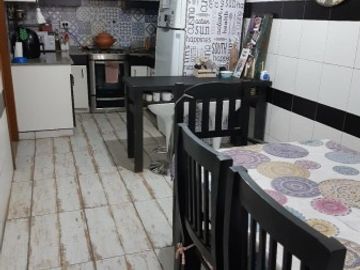 Casa en Venta en William Morris- Hurlingham - Permuta Por Quinta