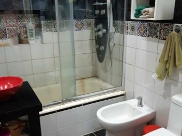 Casa en Venta en William Morris- Hurlingham - Permuta Por Quinta